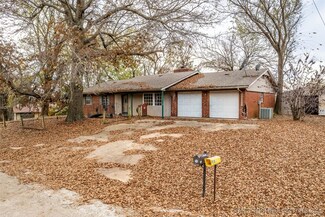 930 S Sinnett Rd, Cleveland, OK 74020
