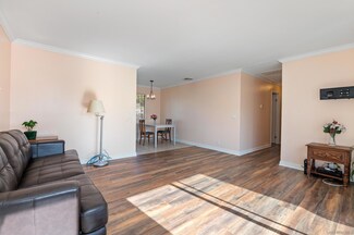 9210 Kenwood Dr Unit O, Spring Valley, CA 91977