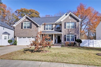 14 Firefly Ln, Hampton, VA 23666