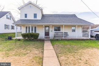 169 Old Centreville Rd, Manassas Park, VA 20111