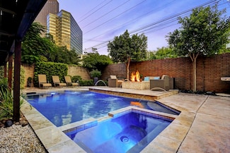 5602 San Felipe St, Houston, TX 77056