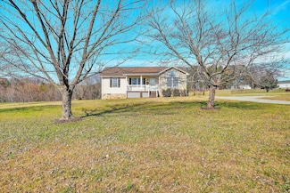 100 Estate Dr, Glade Hill, VA 24092