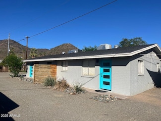 1322 W North Ln, Phoenix, AZ 85021