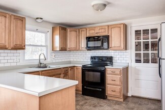 21 Sylvan Rd, North Hampton, NH 03862