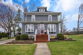 506 W Broad St, Roanoke, IL 61561