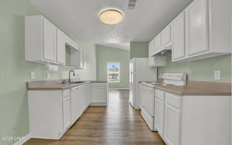 9030 Houston St, Panama City Beach, FL 32408