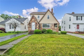 1272 Avondale Rd, Cleveland, OH 44121