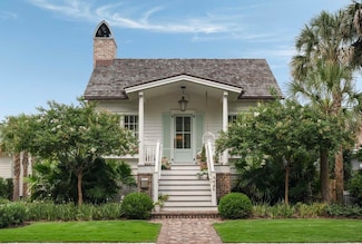 926 Pitt St, Mount Pleasant, SC 29464