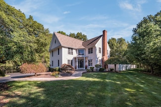 148 Country Way, Madison, CT 06443