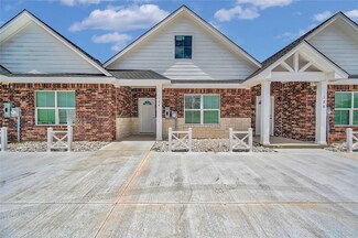 124 Morris Ct, McGregor, TX 76657
