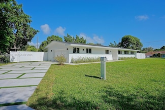 9301 SW 178th St, Palmetto Bay, FL 33157