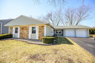434 Iverson Ln, Schaumburg, IL 60194