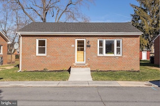 149 Brown St, Strasburg, VA 22657