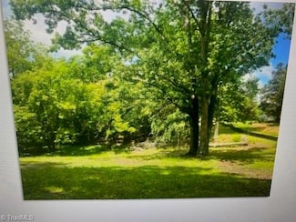 0 Lynndale Dr, Winston-Salem, NC 27106