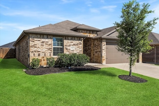 812 Draper Dr, Fate, TX 75189