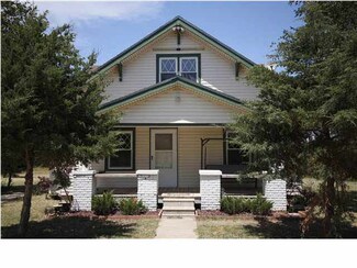 392 130th, Newton, KS 67114