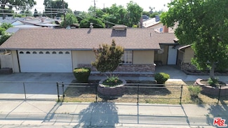 833 E Myrtle Ave, Visalia, CA 93292