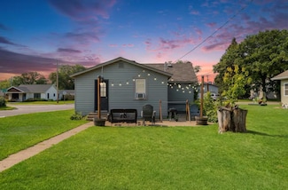 1101 3rd St SW, Crosby, MN 56441