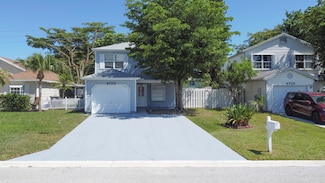 4722 Lakeside Cir, West Palm Beach, FL 33417