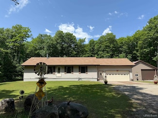 N7081 H-15 Rd, Shingleton, MI 49884