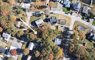 15 Ingleside Dr, Falmouth, MA 02536