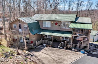 319 Camp Judy Ln, Wellington, KY 40387