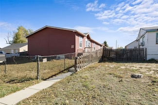 574 4th St, Bennett, CO 80102