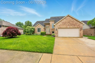 36694 Maple Leaf Dr, New Baltimore, MI 48047