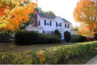 894 Commonwealth Ave, Newton Center, MA 02459
