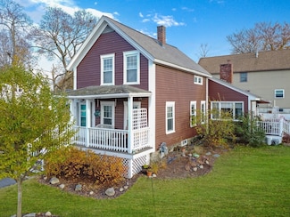 64 2nd St, North Andover, MA 01845