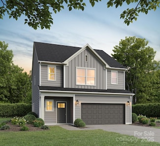 2043 Sadler Woods Ln, Charlotte, NC 28214