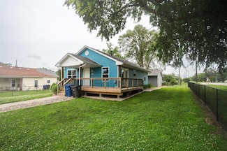 525 SE 9th St, Des Moines, IA 50309