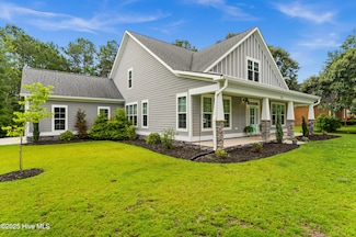201 S Grist Mill Rd, Hampstead, NC 28443