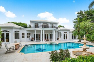 2540 Fairway Island Dr, Wellington, FL 33414