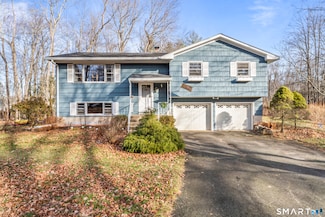 6 Advocate Place, Danbury, CT 06810