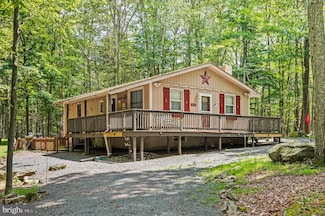 1143 Ranger Trail, Pocono Lake, PA 18347