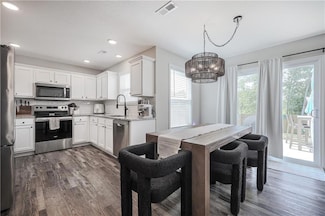 1716 Elderberry Ln, Ottawa, KS 66067
