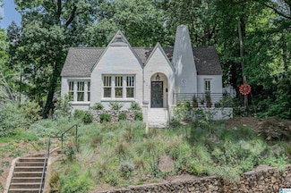 611 52nd St S, Birmingham, AL 35212