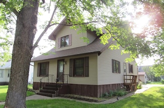 457 Rohrer St, Round Lake, MN 56167