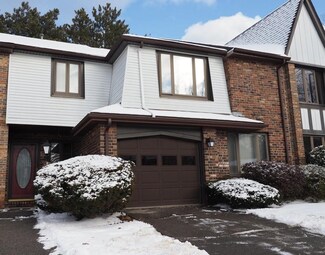 13 Candlewood Place, Worcester, MA 01606