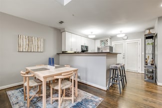 3922 Gilbert Ave Unit 220, Dallas, TX 75219