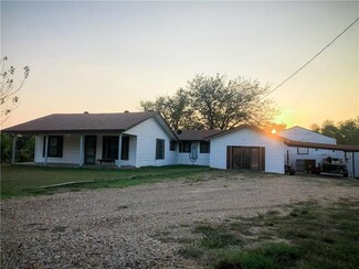 2033 Wilkinson Rd, Mesquite, TX 75181