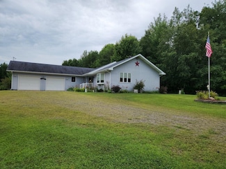 W6973 Raskie Rd, Phillips, WI 54555