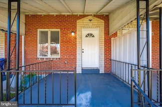 2204 Redthorn Rd, Middle River, MD 21220