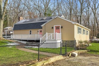 319 Ashland St, Holliston, MA 01746