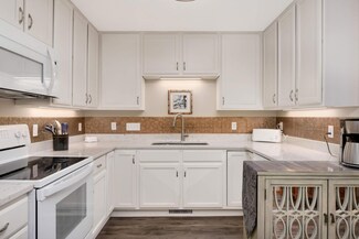7914 Barrymore Ln, Woodbury, MN 55125