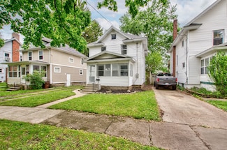 1118 Burr St, Jackson, MI 49201