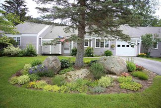 123 Hilltop Place, New London, NH 03257