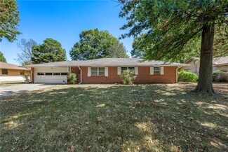 505 Morrison Place, Springdale, AR 72762