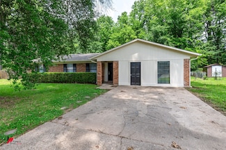 9104 Rosedown Cir, Shreveport, LA 71118